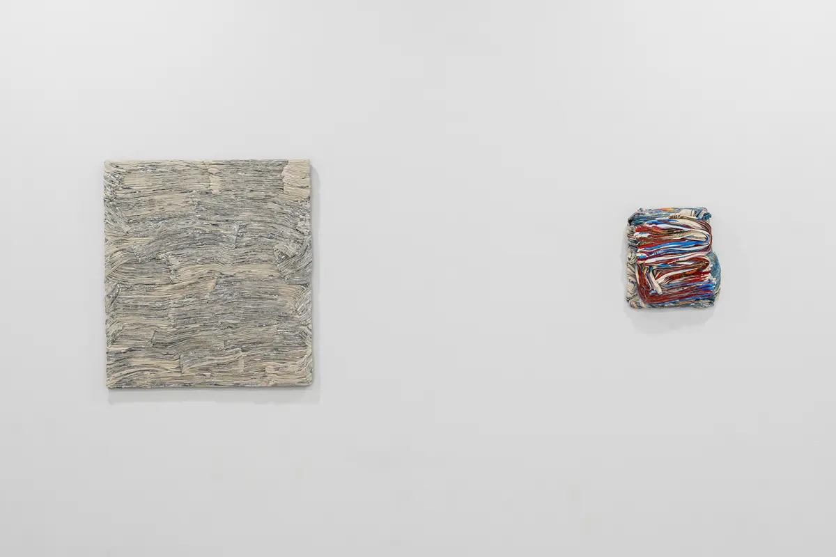 MOLSKI gallery sprzedaż obrazów Weronika Teplicka Tnę,sklejam się Galeria Szewska 16 fot Jadwiga Subczyńska