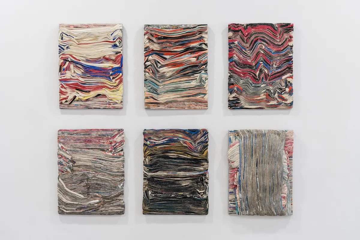 MOLSKI gallery sprzedaż obrazów Weronika Teplicka Tnę,sklejam się Galeria Szewska 16 fot Jadwiga Subczyńska